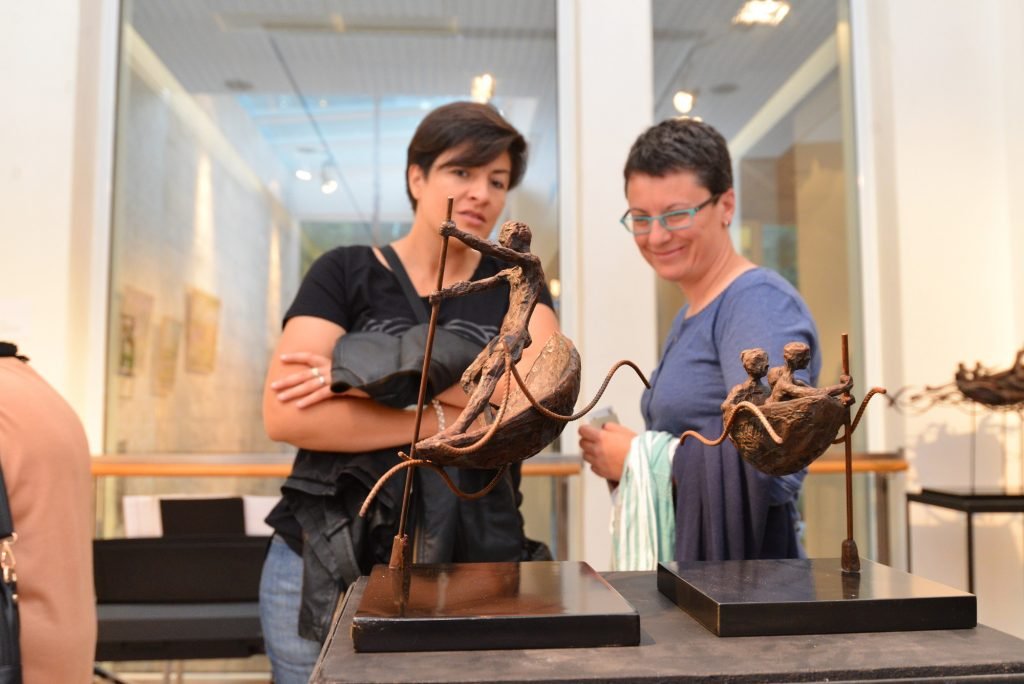 Centro_Cultural_Plaza_Castelli_1