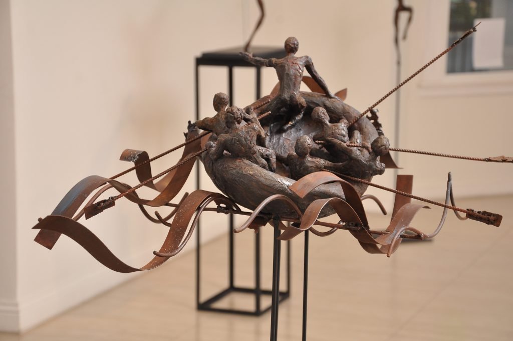 Rafting_hierro_acrilico_61x93x70cm_2011_2